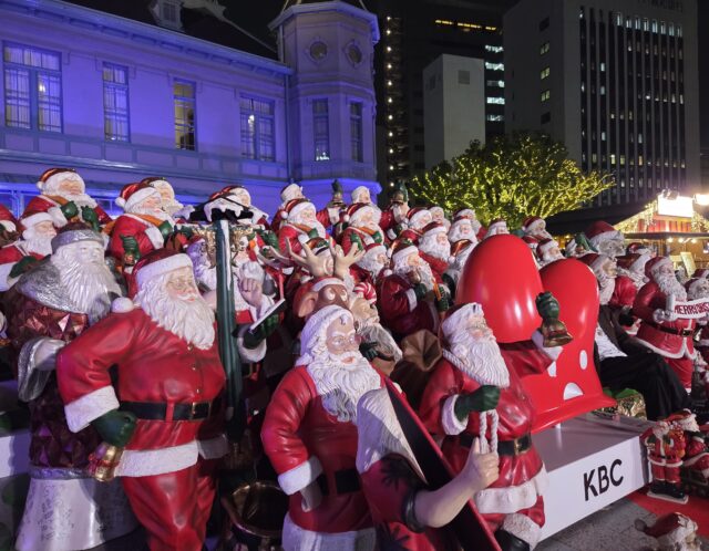 サンタさん、いすぎ・・・