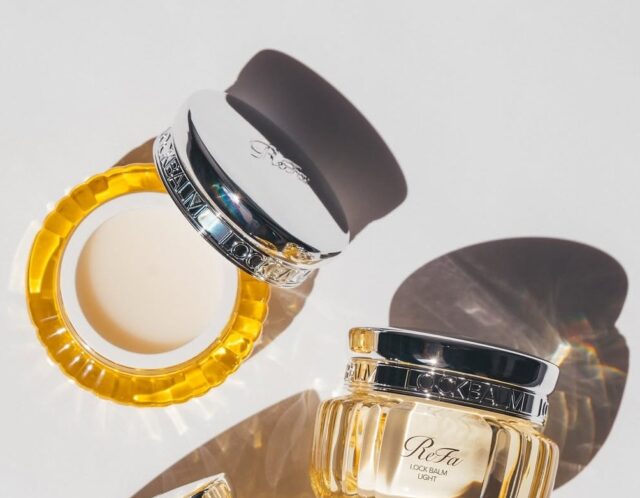 ReFa ロックバームでスタイリング